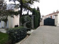 Villa Valréas #013842 Boschi Real Estate