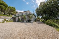 Villa Le Barroux #014107 Boschi Prestige