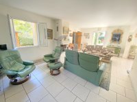 Villa L'Isle-sur-la-Sorgue #014259 Boschi Prestige