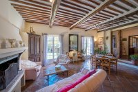 Villa Venasque #014406 Boschi Real Estate