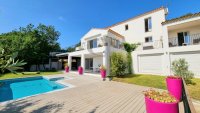 Villa Rochefort-du-Gard #014762 Boschi Immobilier