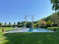 Exceptional property Saint-Rémy-de-Provence #014785 Boschi Luxury Properties