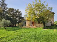 Farmhouse and stonebuilt house Grignan #014943 Boschi Real Estate