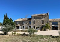 Farmhouse and stonebuilt house Sainte-Cécile-les-Vignes #014992 Boschi Real Estate