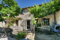 Farmhouse and stonebuilt house Vaison-la-Romaine #012296 Boschi Real Estate
