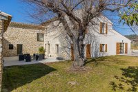 Farmhouse and stonebuilt house Vaison-la-Romaine #015507 Boschi Real Estate