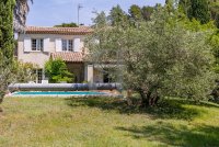 Villa Barbentane #015572 Boschi Real Estate