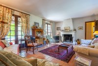 Villa Barbentane #015572 Boschi Real Estate