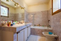 Villa Barbentane #015572 Boschi Real Estate