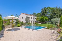 Villa L'Isle-sur-la-Sorgue #015756 Boschi Prestige