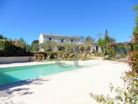 Villa L'Isle-sur-la-Sorgue #012414 Boschi Prestige