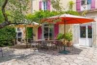 Mas and bastide Sainte-Cécile-les-Vignes #015800 Boschi Luxury Properties