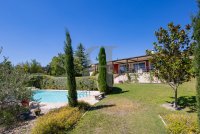 Villa Vaison-la-Romaine #015867 Boschi Prestige