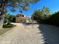 Villa L'Isle-sur-la-Sorgue #016029 Boschi Real Estate
