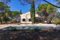 Villa Grignan #016030 Boschi Real Estate