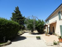 Farmhouse and stonebuilt house Sainte-Cécile-les-Vignes #012497 Boschi Real Estate