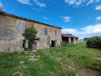 Farmhouse and stonebuilt house Valréas #016458 Boschi Real Estate