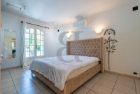 Villa Piolenc #016801 Boschi Immobilier