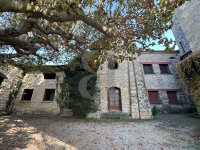 Farmhouse and stonebuilt house L'Isle-sur-la-Sorgue #017346 Boschi Real Estate