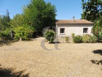 Villa L'Isle-sur-la-Sorgue #013468 Boschi Real Estate